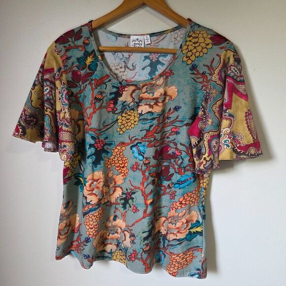 NEVER WORN PARSLEY & SAGE BOHO FLORAL FLUTTER SLEEVES TOP SIZE SMALL - Picture 2 of 15